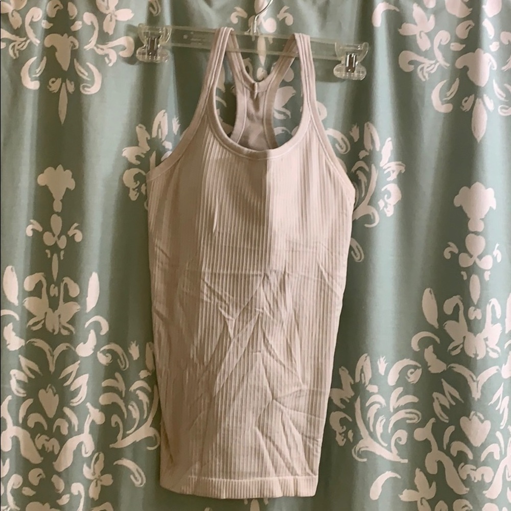 Lululemon Ebb to Street Tank